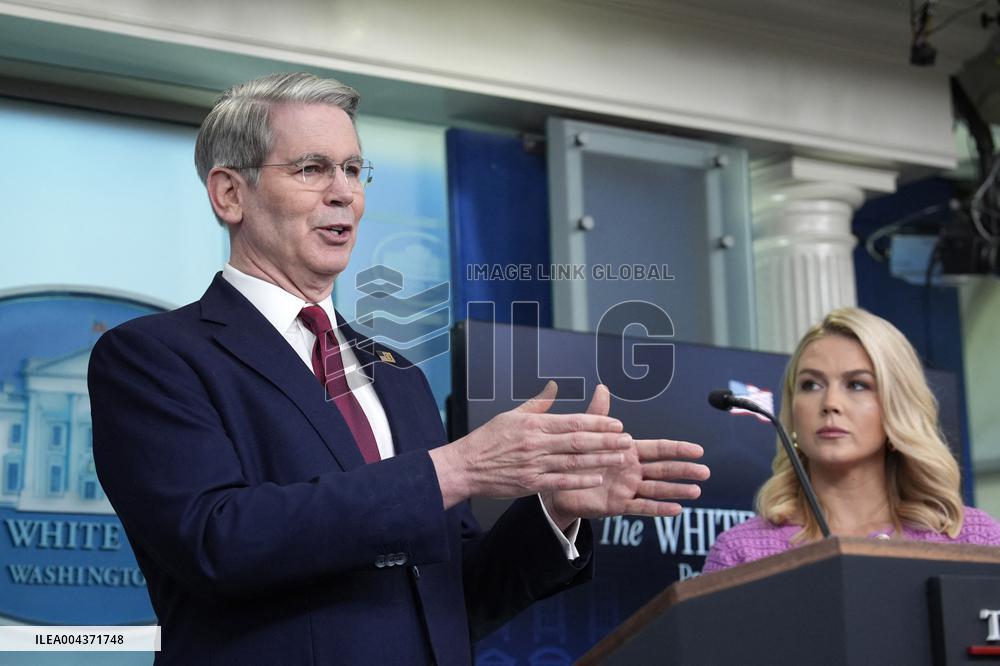 White House press briefing - Washington