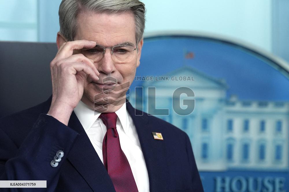 White House press briefing - Washington