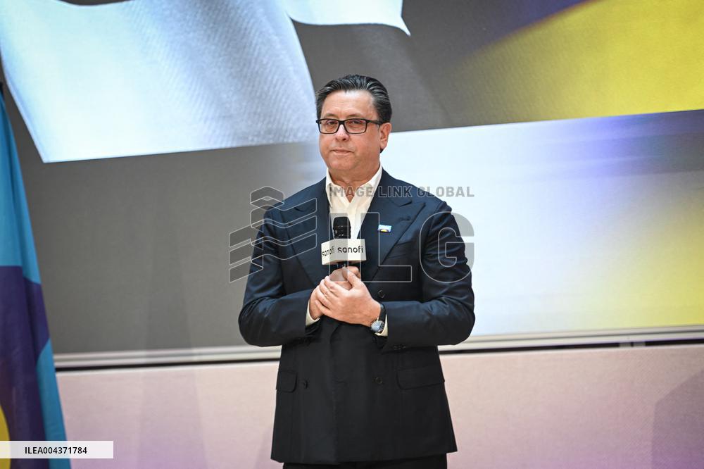 Reveal of Mc Laren Racing Car for The 24 Hours of Le Mans - Paris