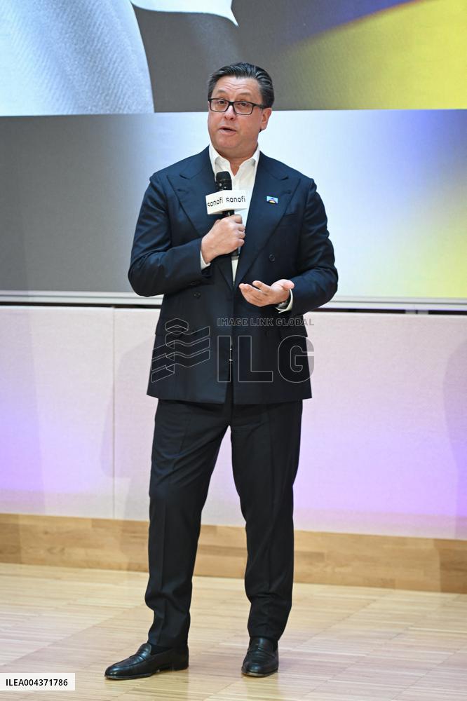 Reveal of Mc Laren Racing Car for The 24 Hours of Le Mans - Paris