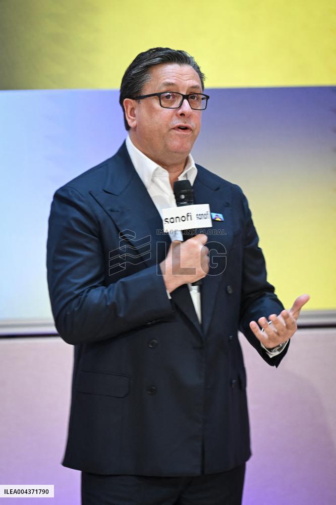 Reveal of Mc Laren Racing Car for The 24 Hours of Le Mans - Paris