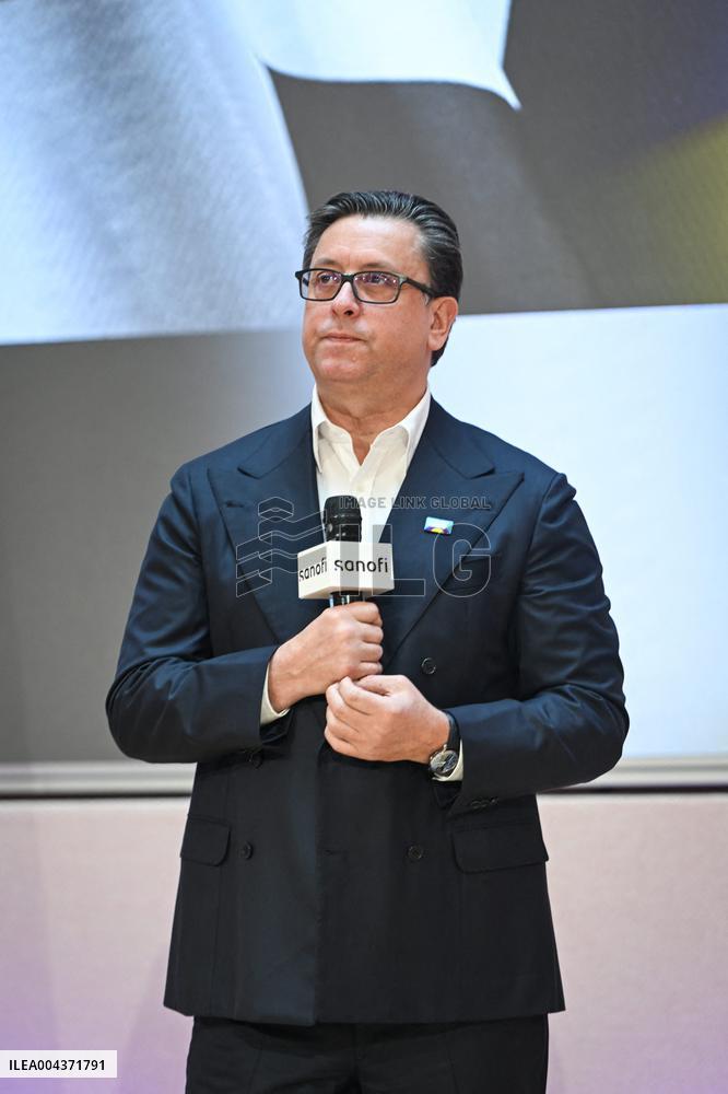 Reveal of Mc Laren Racing Car for The 24 Hours of Le Mans - Paris