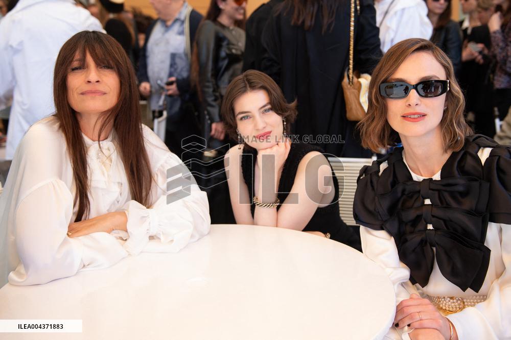 Chanel Cruise 2025 fashion show Front row - Como