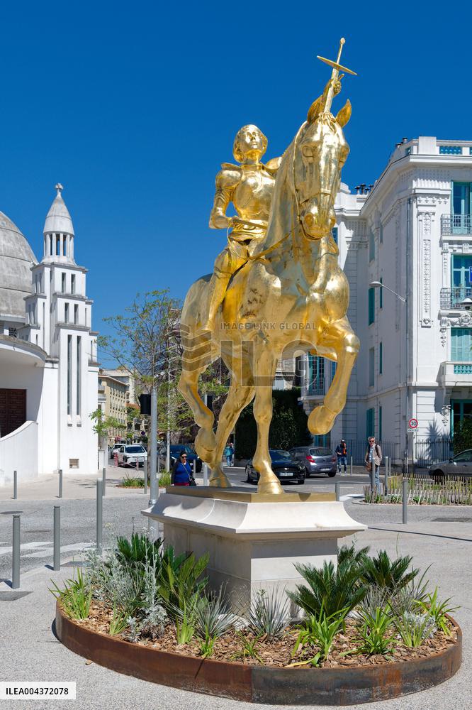 Jeanne d Arc statue in front of the Sainte Jeanne d Arc church - Nice