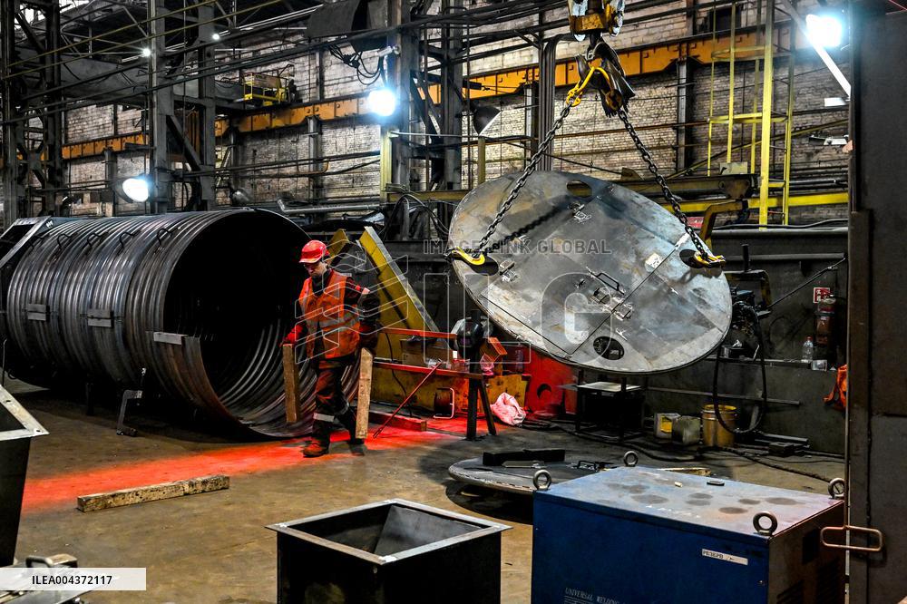 Production of structures for underground hospital