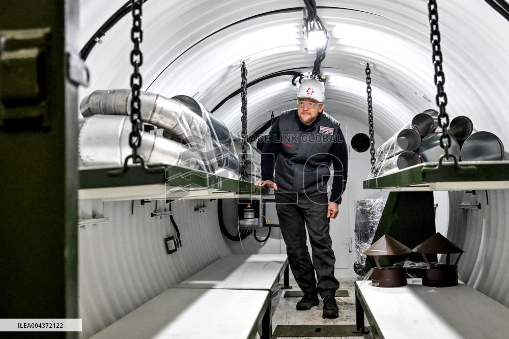 Production of structures for underground hospital