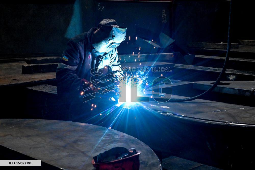 Production of structures for underground hospital