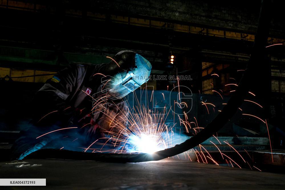 Production of structures for underground hospital