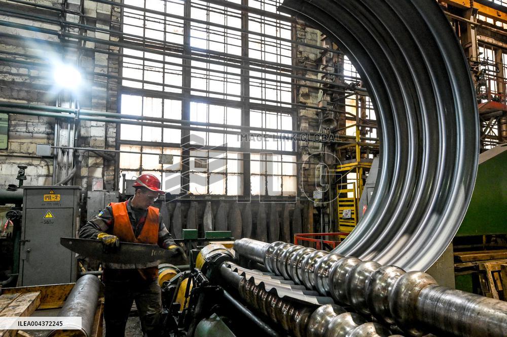 Production of structures for underground hospital