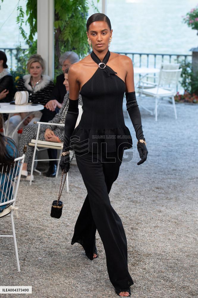 Chanel Cruise 2025 Runway