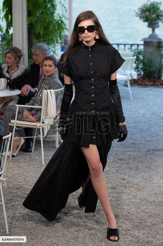 Chanel Cruise 2025 Runway