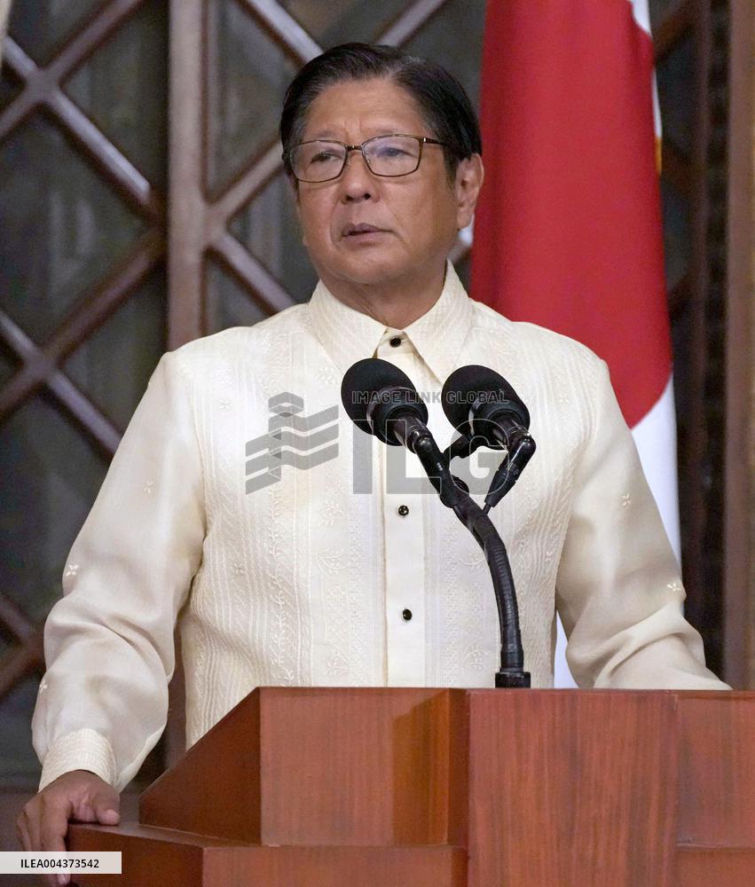 Japan-Philippines leaders' meeting in Manila