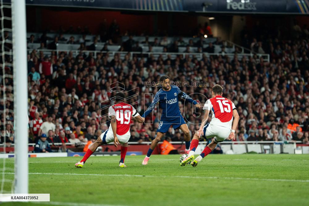 UEFA Champions League - Arsenal v Paris Saint-Germain