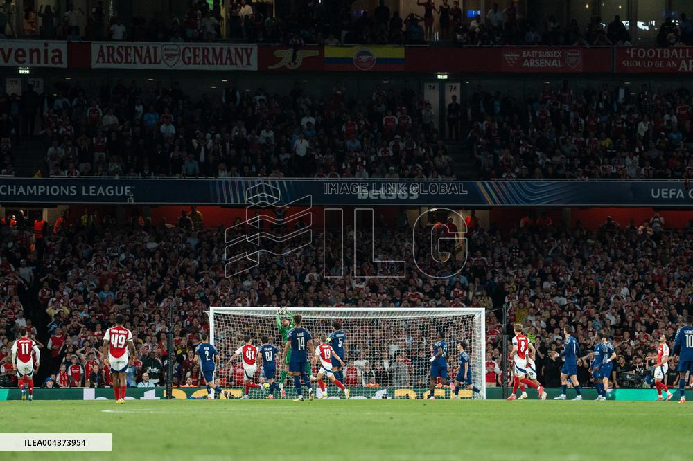 UEFA Champions League - Arsenal v Paris Saint-Germain