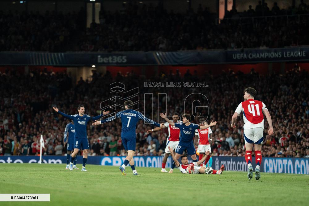 UEFA Champions League - Arsenal v Paris Saint-Germain