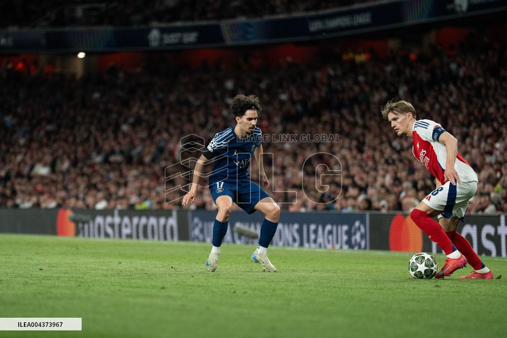 UEFA Champions League - Arsenal v Paris Saint-Germain