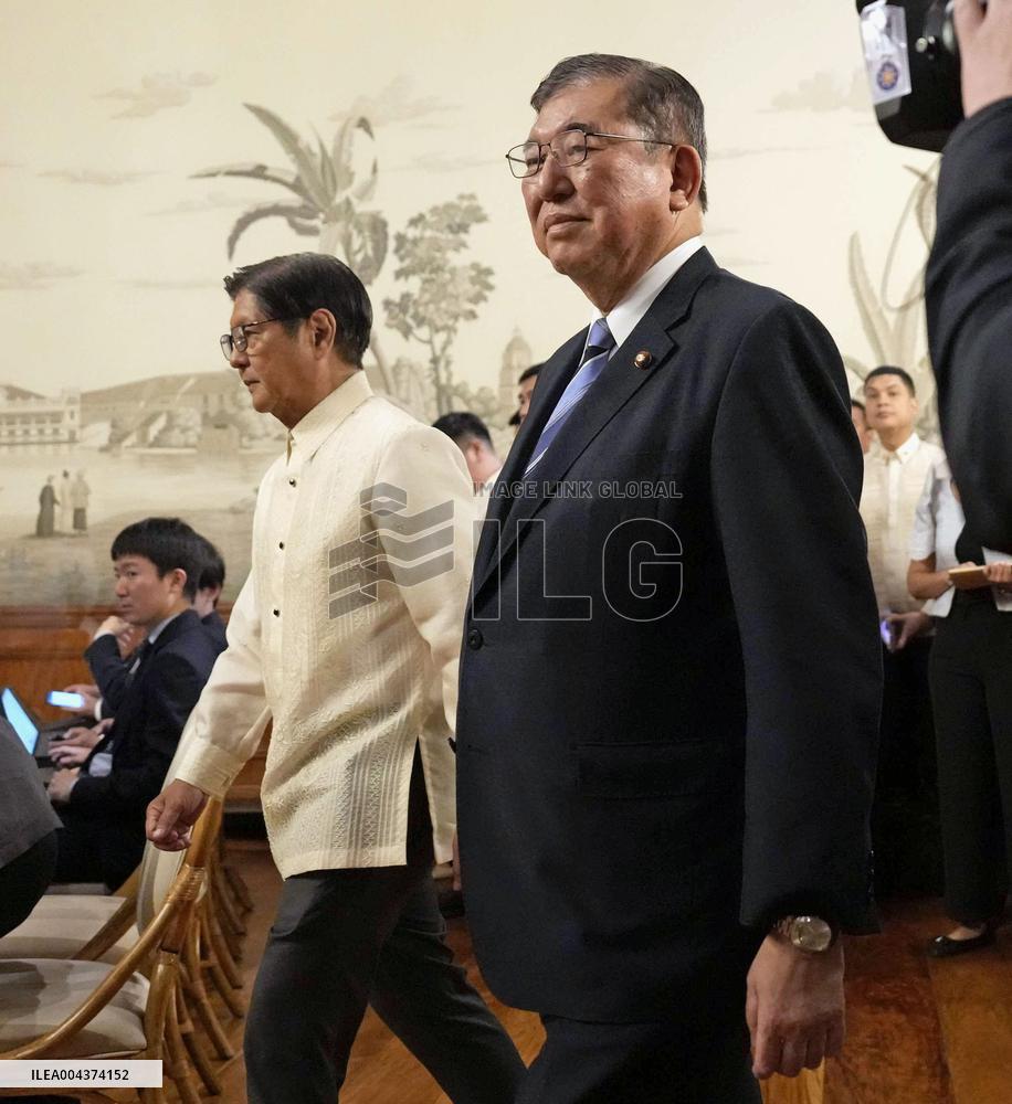 Japan-Philippines leaders' meeting in Manila