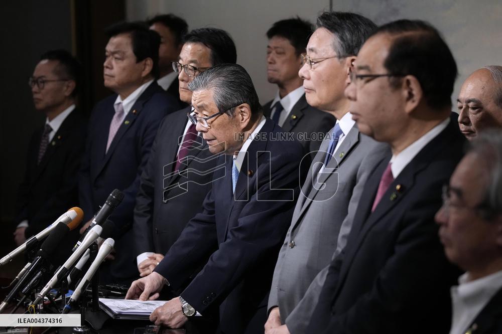 Japan ruling LDP secretary general in Beijing