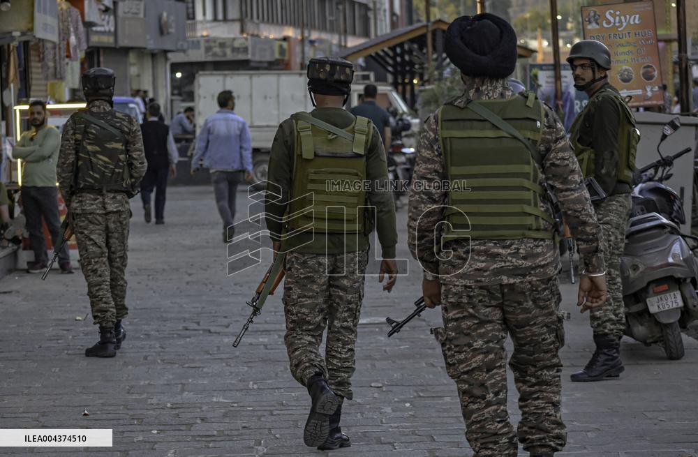 Tensions Escalate Between India and Pakistan - Srinagar