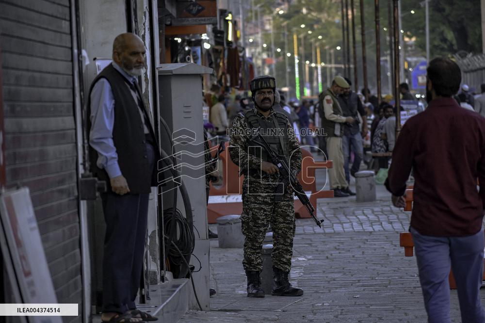 Tensions Escalate Between India and Pakistan - Srinagar