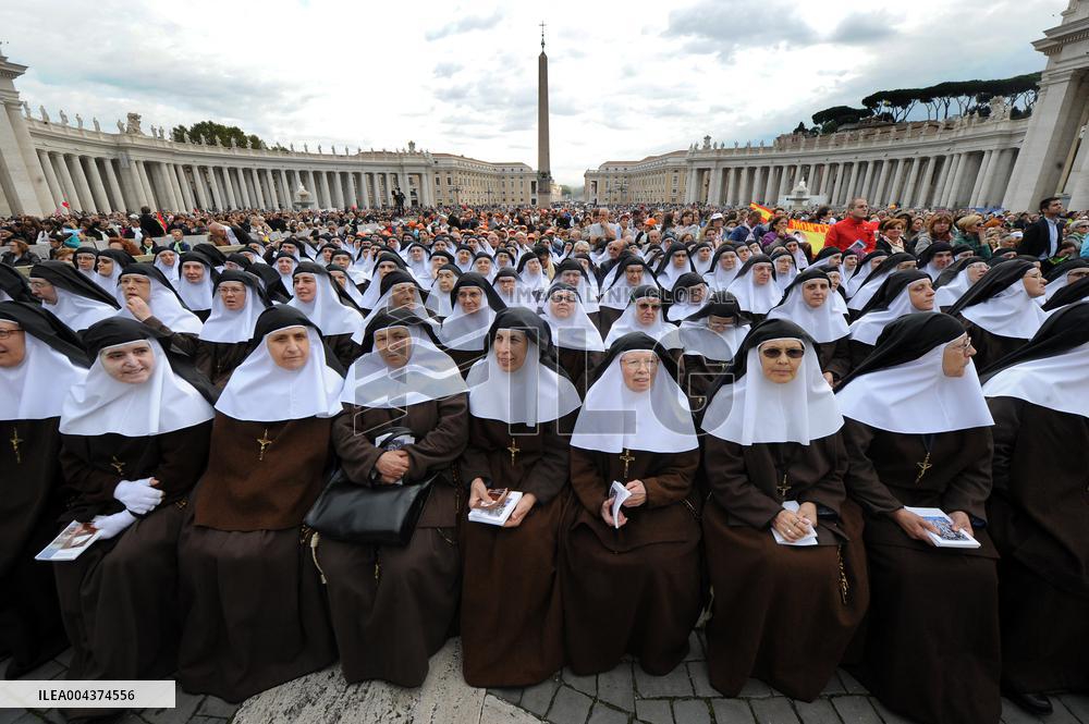 Behind The Scenes Of The Vatican