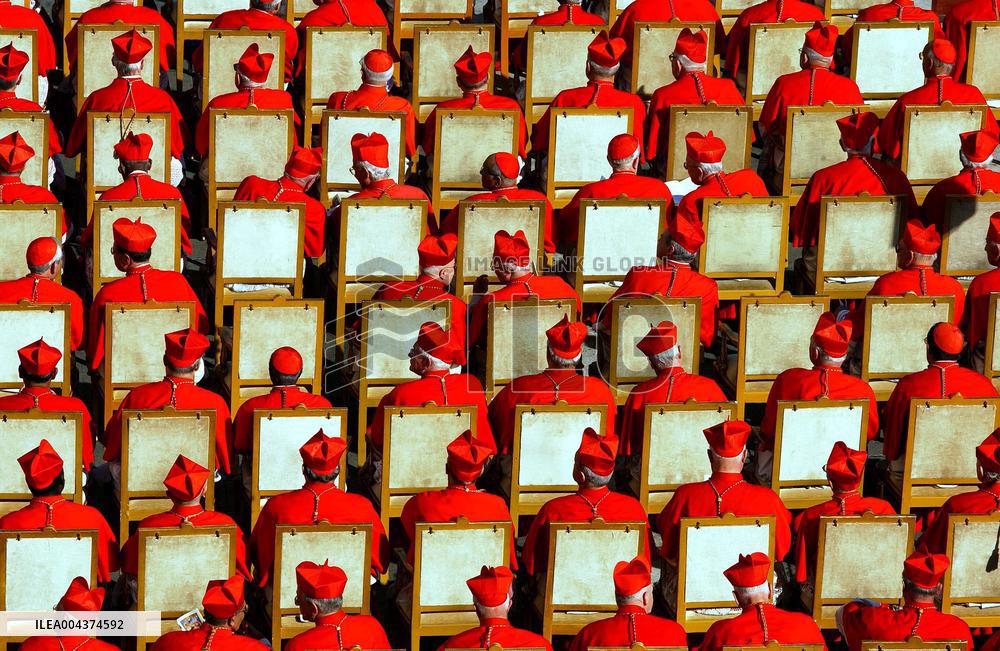 Behind The Scenes Of The Vatican