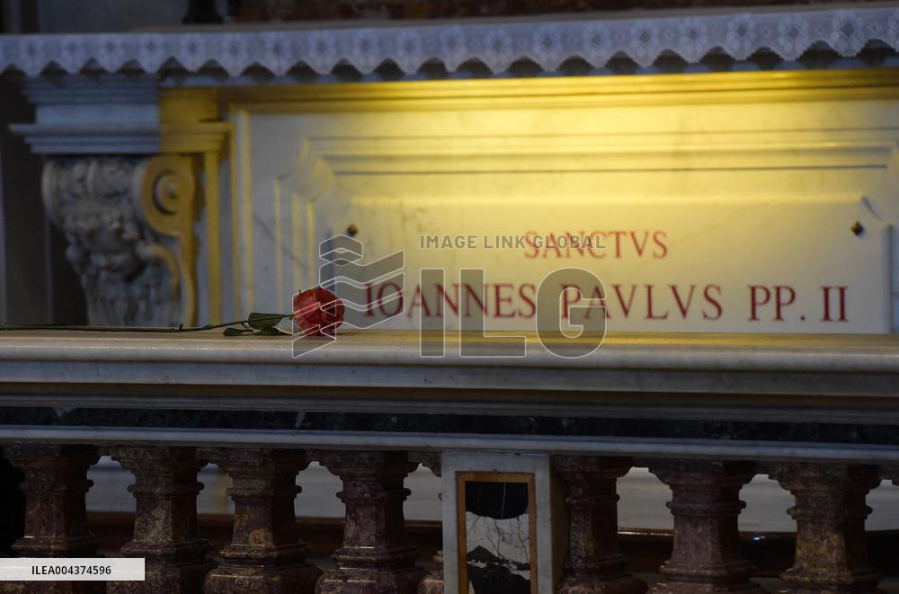 Behind The Scenes Of The Vatican