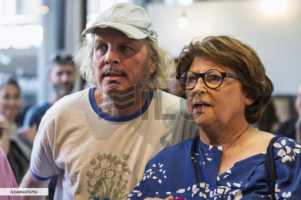 Philippe Katerine Exhibition Opens for Lille3000 Fiesta - Lille