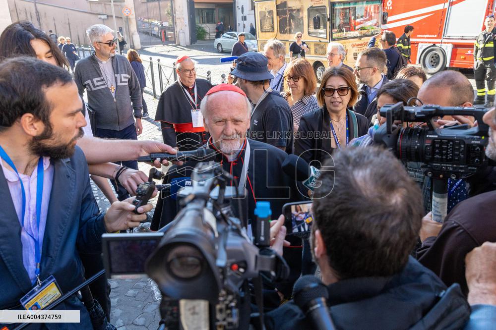 Sixth Vatican Congregation Meeting - Vatican