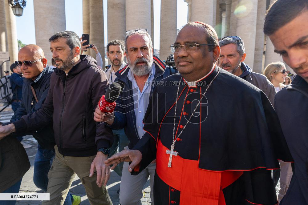 Sixth Vatican Congregation Meeting - Vatican
