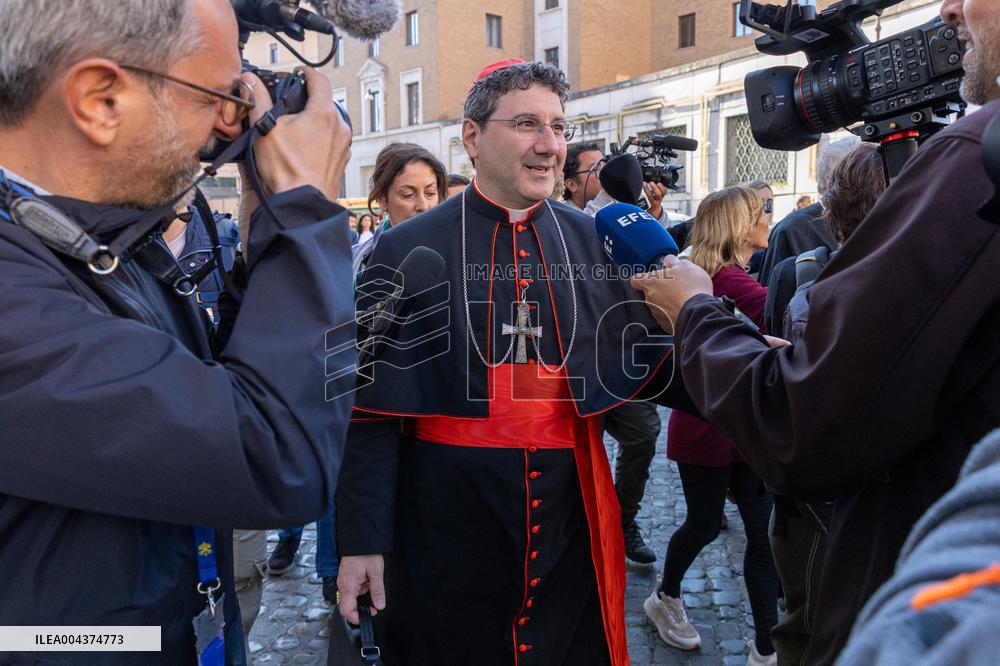 Sixth Vatican Congregation Meeting - Vatican