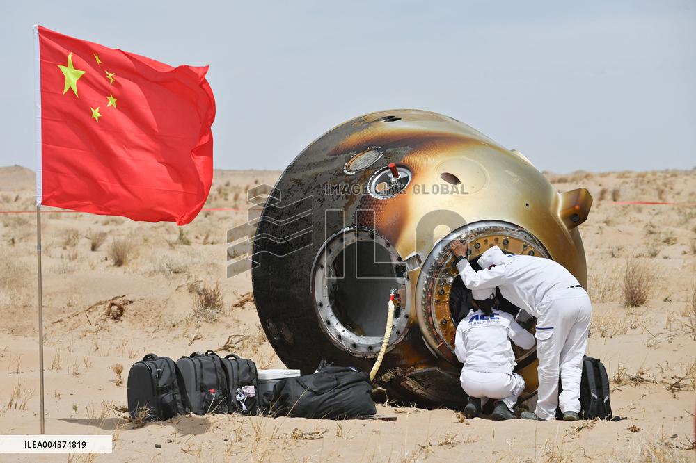 Shenzhou 19 Return Capsule Touches Down On Earth - China