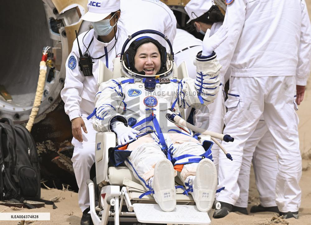 Shenzhou 19 Return Capsule Touches Down On Earth - China