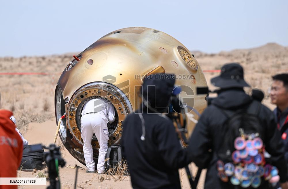 Shenzhou 19 Return Capsule Touches Down On Earth - China