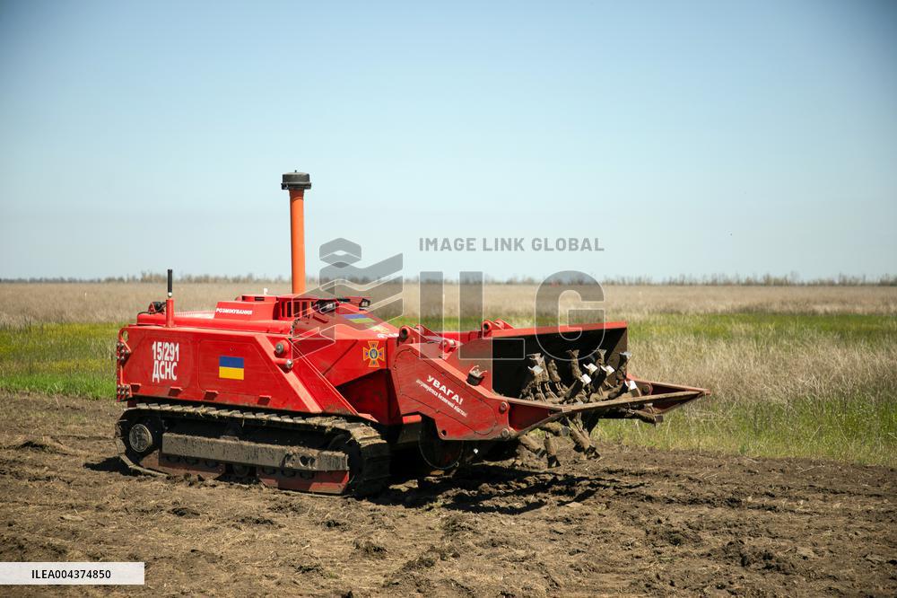 Demining in Mykolaiv region