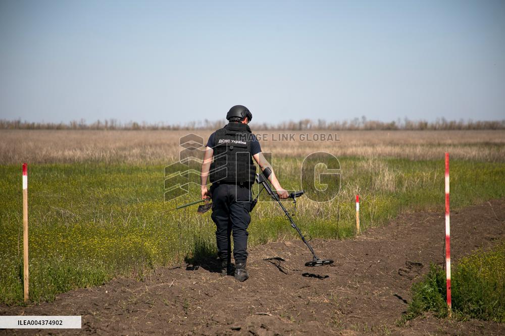 Demining in Mykolaiv region