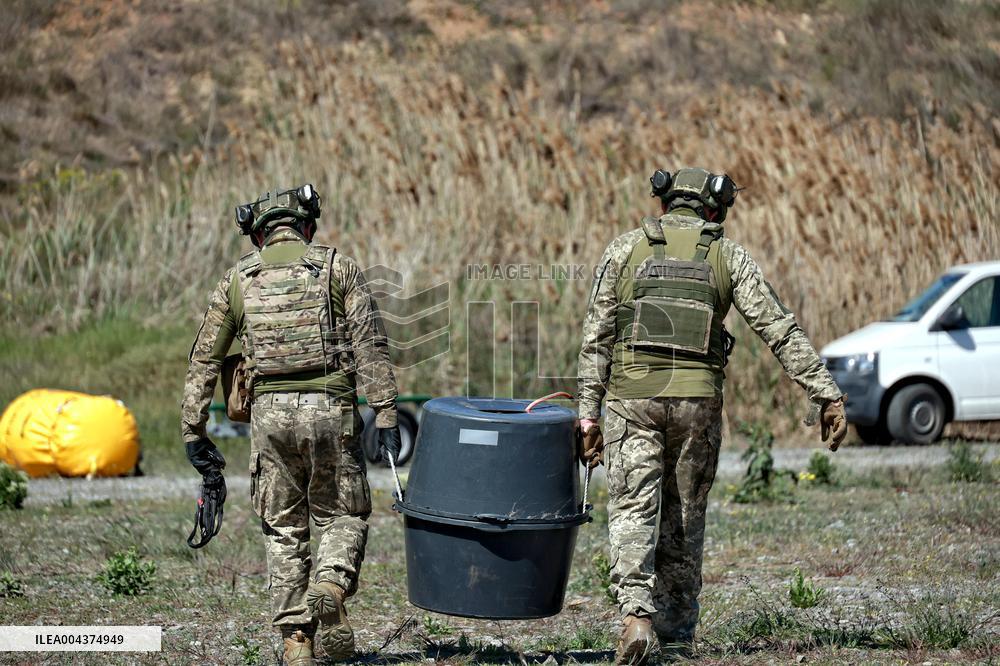 FAB-500 aerial bomb removed and destroyed in Odesa region