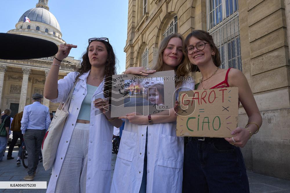 Rally Against the Garot Bill - Paris