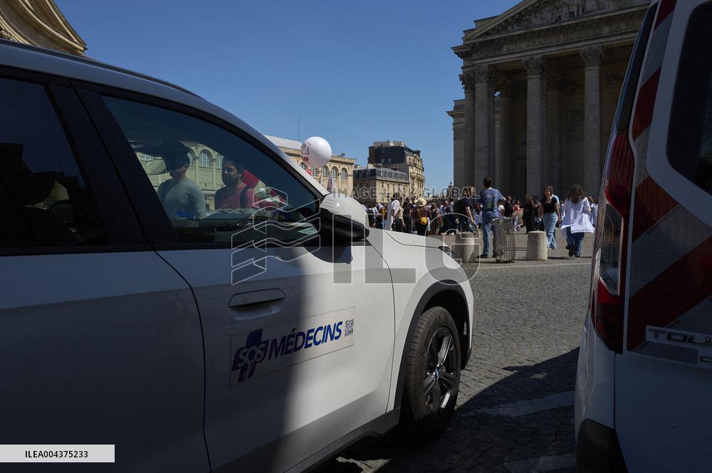Rally Against the Garot Bill - Paris