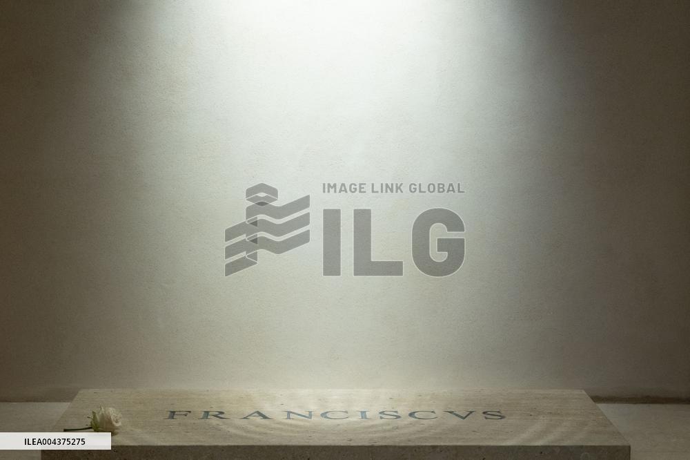 The Writing Franciscus On The Tomb Of Francis - Rome