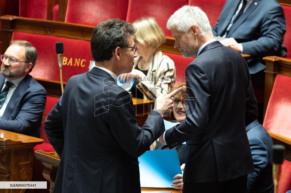 Questions to the government at the National Assembly - Paris RL