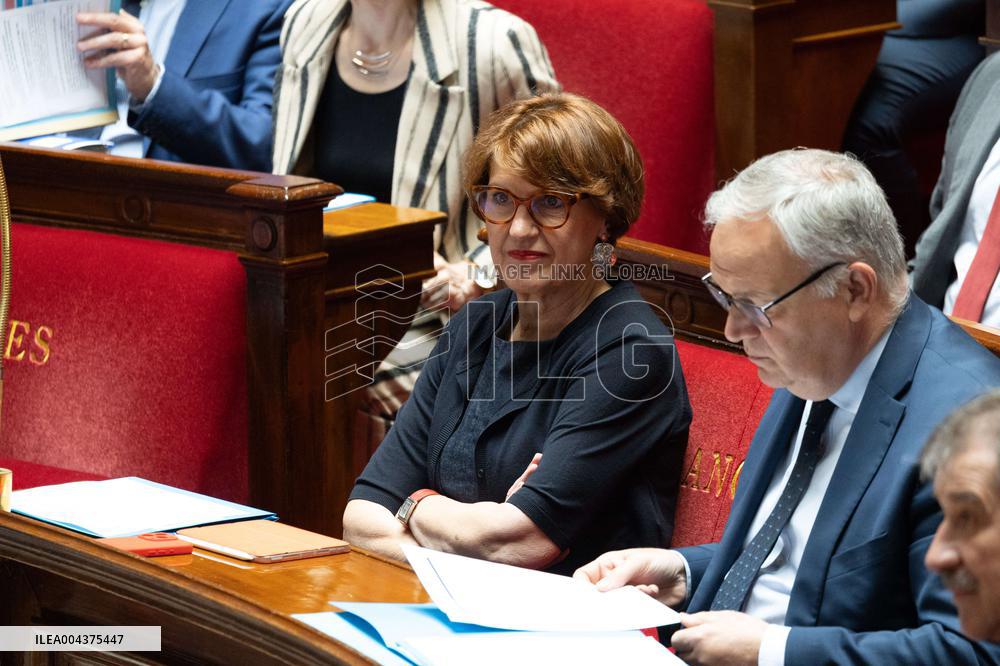 Questions to the government at the National Assembly - Paris RL