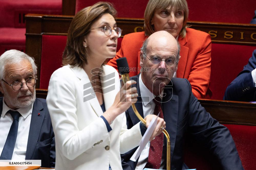 Questions to the government at the National Assembly - Paris RL