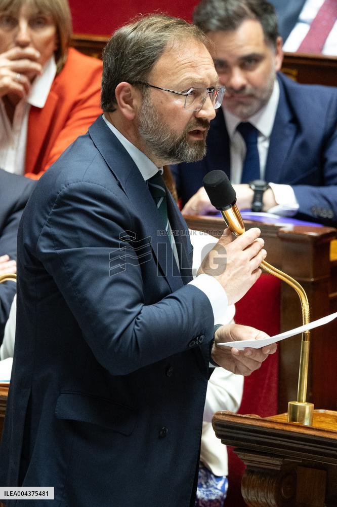 Questions to the government at the National Assembly - Paris RL