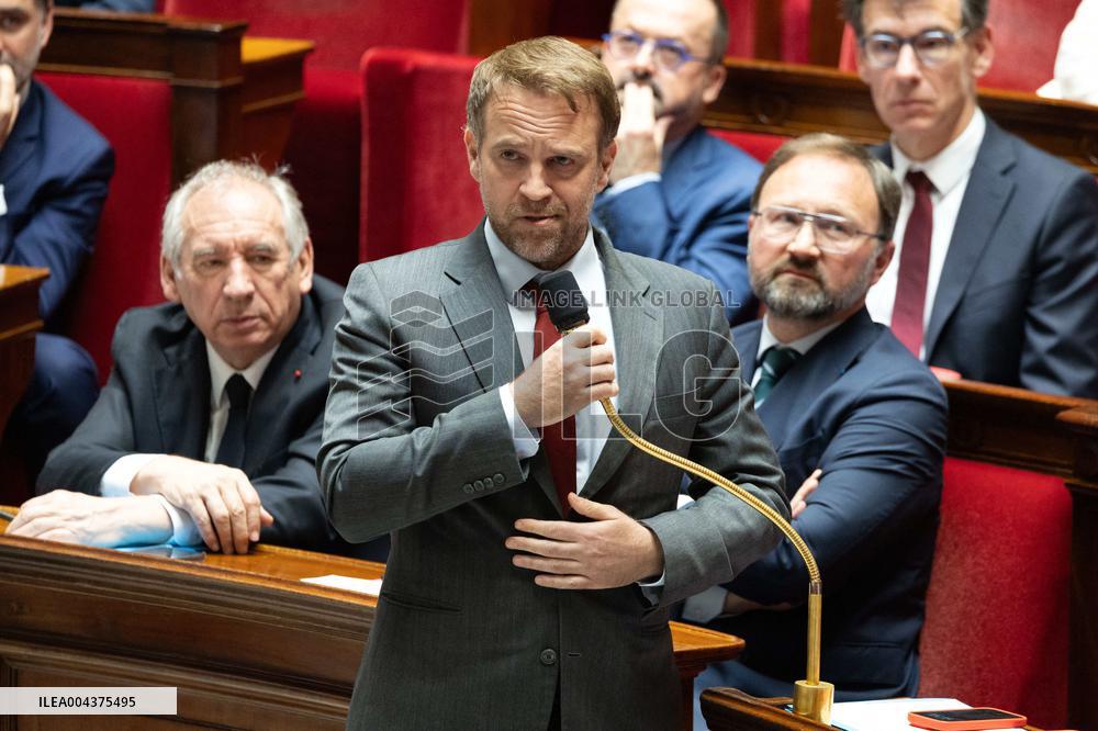 Questions to the government at the National Assembly - Paris RL