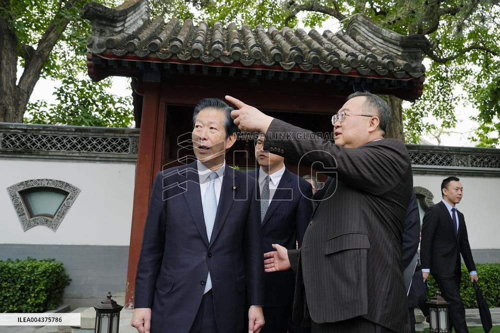 Ex-Komeito party head in Beijing