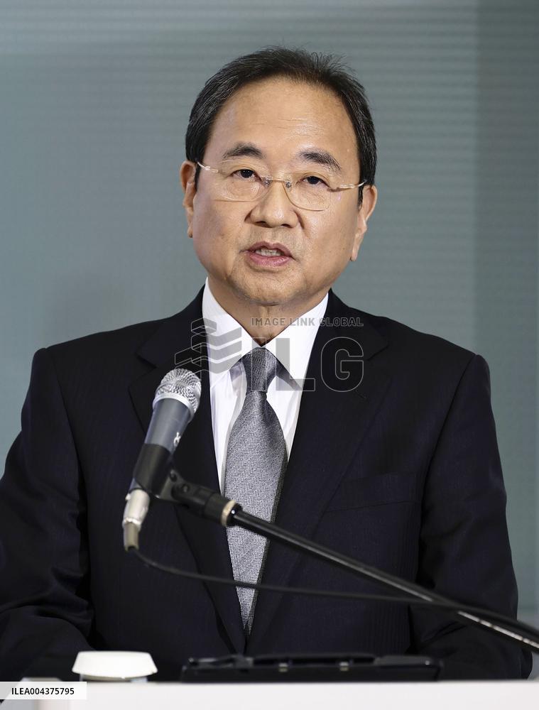 Scandal-hit Fuji Media Holdings logs loss