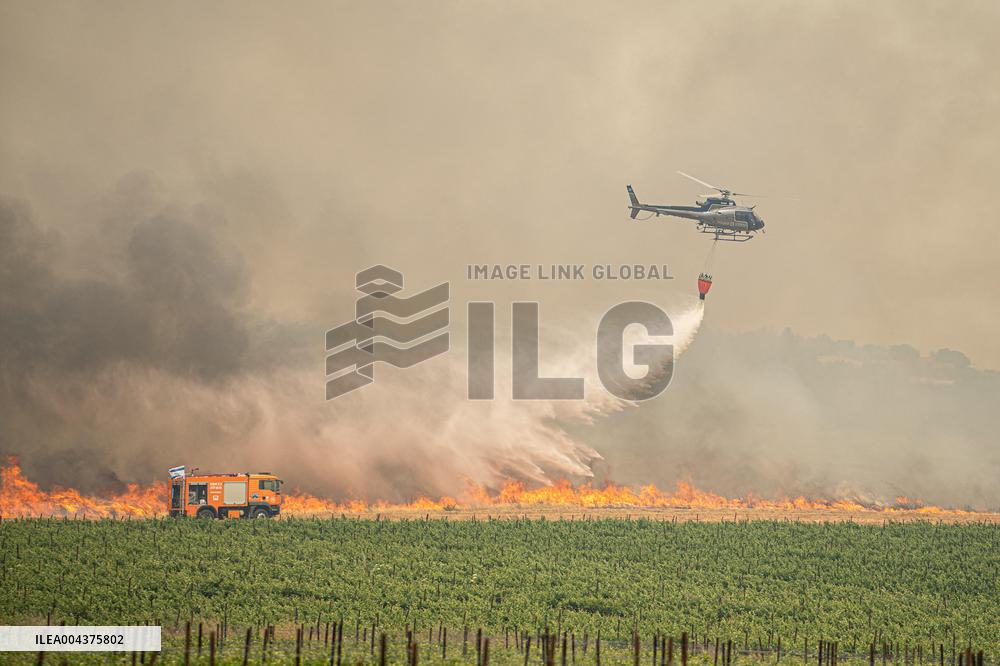Wildfires Rage Outside Jerusalem - Israel