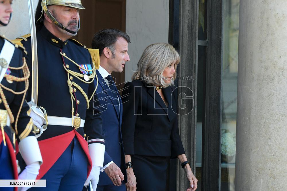 Macron Welcomes Scholz - Paris