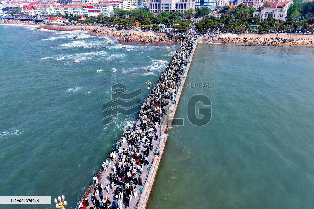 May Day Holiday Peak in Qingdap